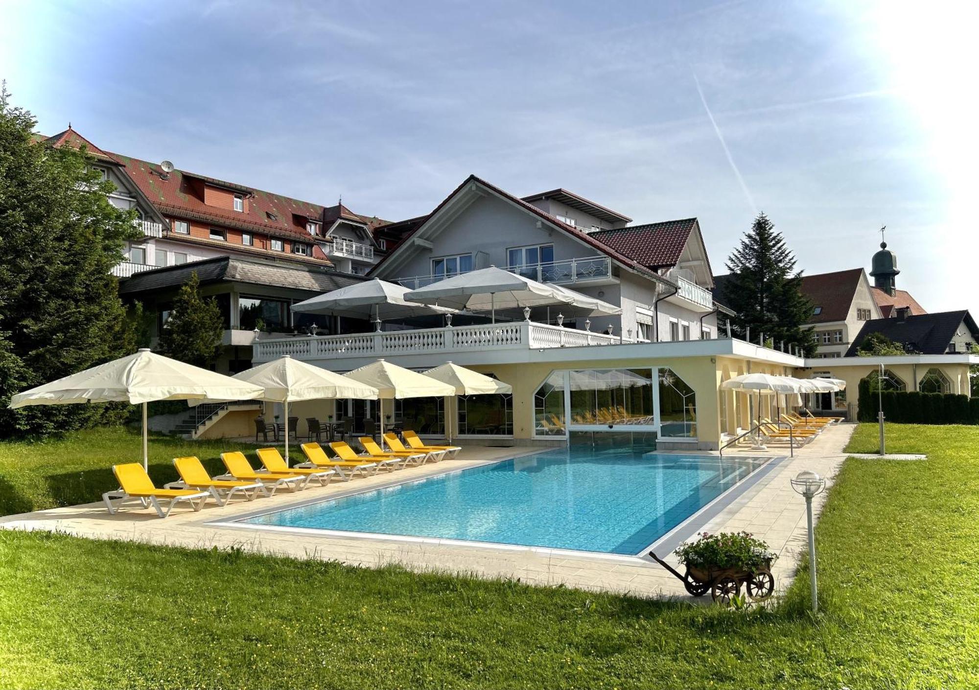 Moehringers Schwarzwald Hotel ボンドルフ・イム・シュヴァルツヴァルト エクステリア 写真
