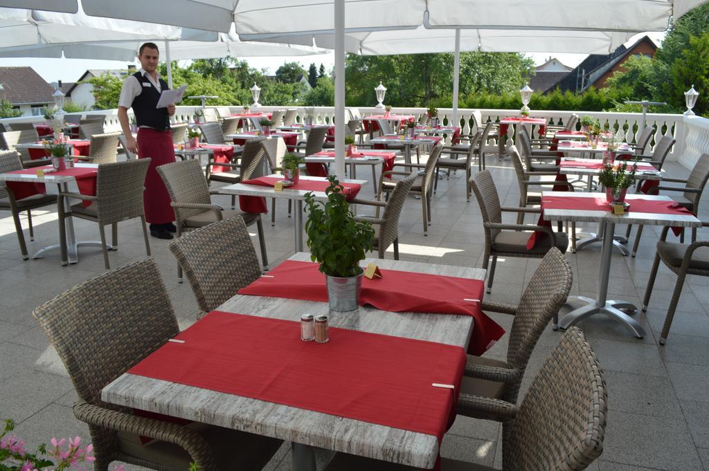 Moehringers Schwarzwald Hotel ボンドルフ・イム・シュヴァルツヴァルト エクステリア 写真