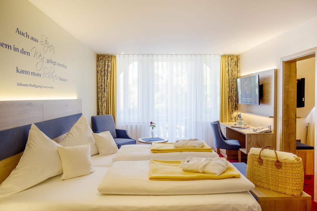 Moehringers Schwarzwald Hotel ボンドルフ・イム・シュヴァルツヴァルト エクステリア 写真